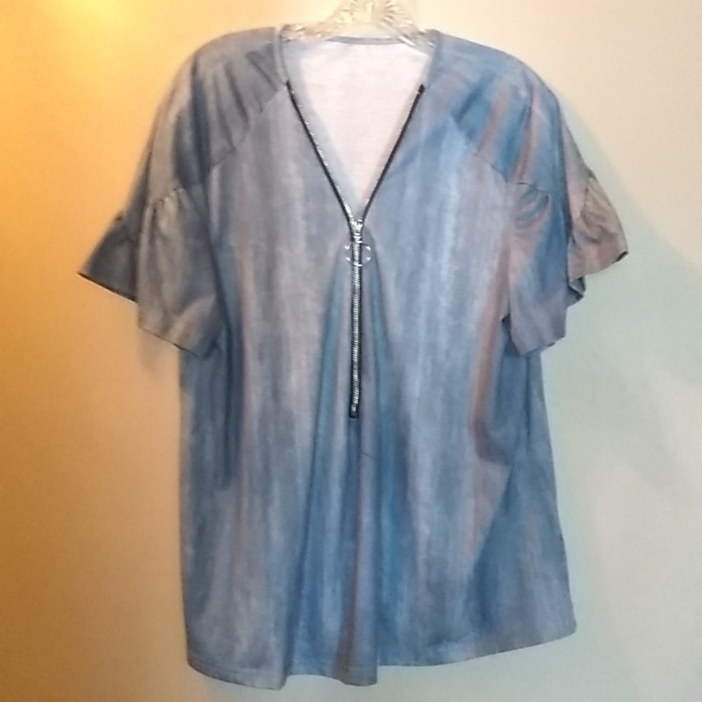 blue ombre flutter top